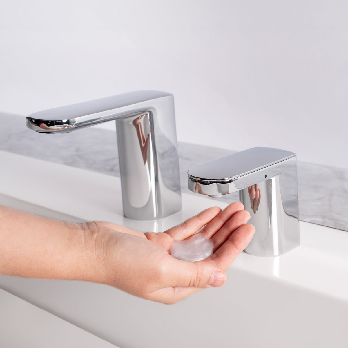 Bobrick 958 manufacturer product image