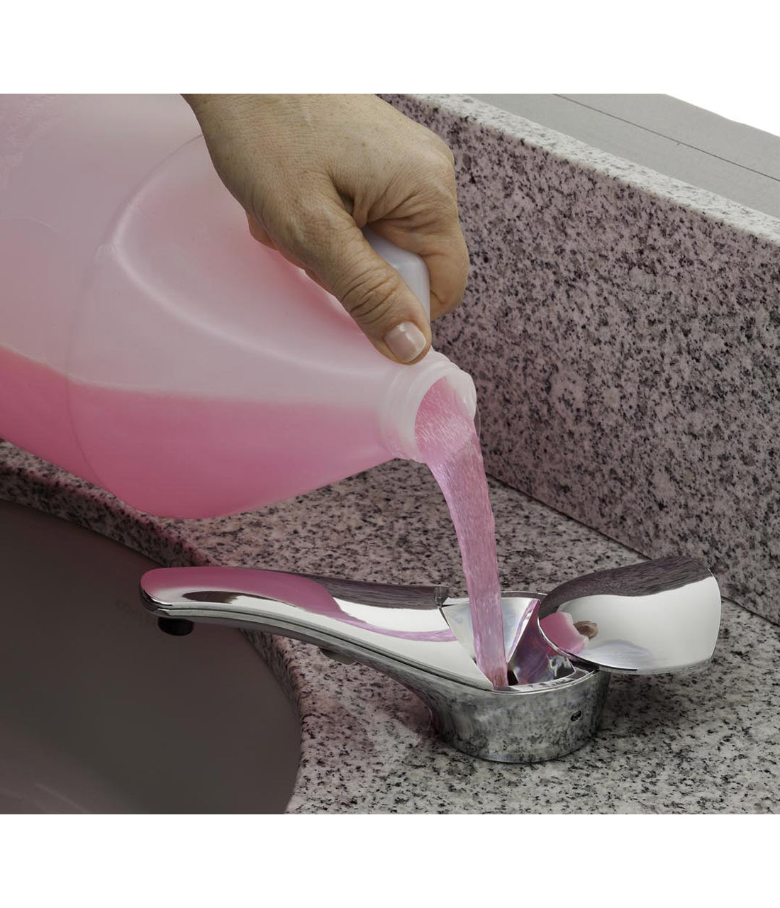 Bobrick 824 manufacturer product image