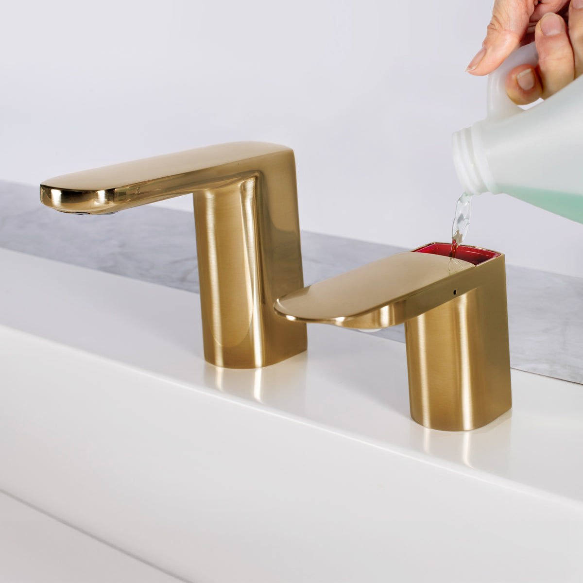 Bobrick 960 manufacturer product image
